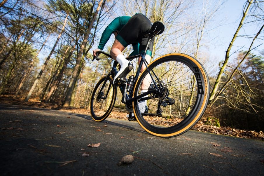 Par de ruedas FFWD TYRO 45 mm Carbon Disc Tubeless - Imagen 4