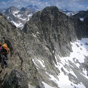 Cresta de Costerillou con guía de montaña