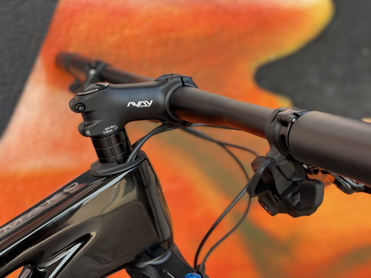 BERRIA MAKO 4 MODELO 2022 TALLA M - Imagen 9