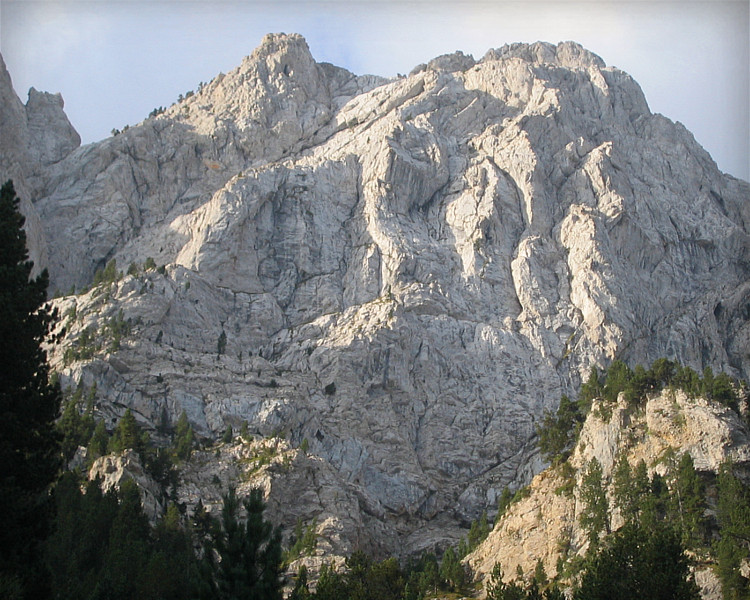 Cara Norte del Pedraforca con guía - Imagen 2
