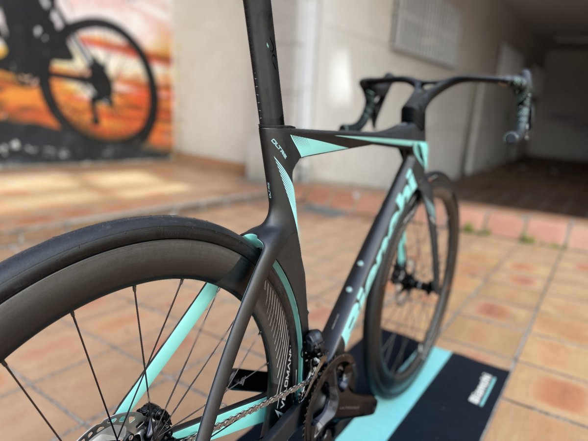 Bicicleta de carretera Bianchi Oltre Pro Ultegra Di2 2024 talla 53 - Imagen 8