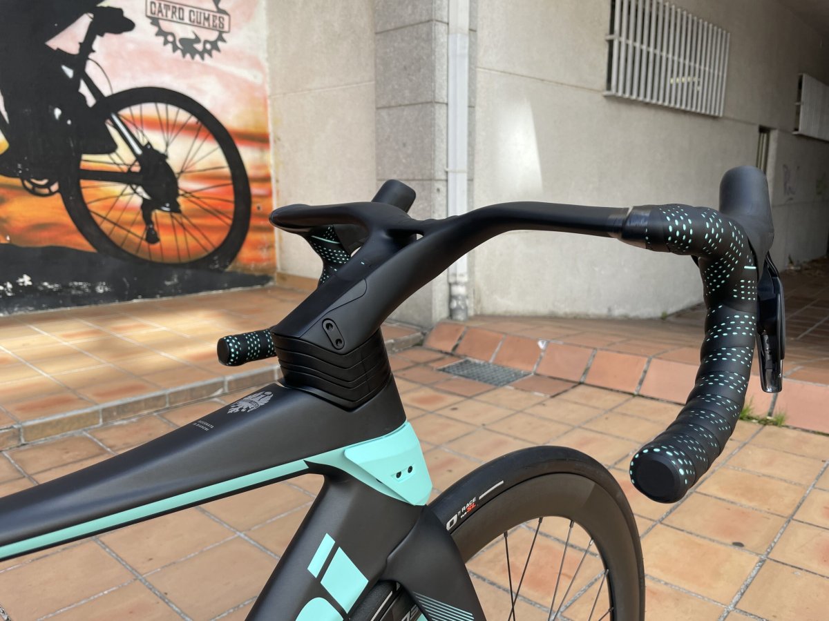 Bicicleta de carretera Bianchi Oltre Pro Ultegra Di2 2024 talla 53 - Imagen 9