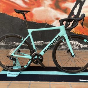 Bicicleta Carretera Bianchi Sprint Disc Shimano 105 12V celeste T-55