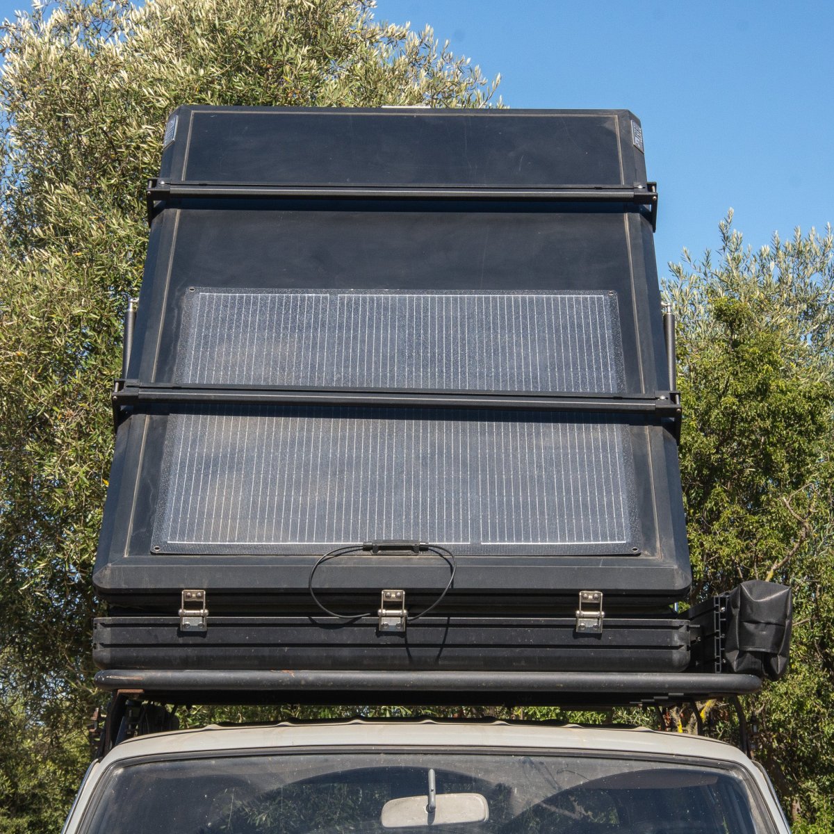 PANEL SOLAR TRIBU 200W - Imagen 2