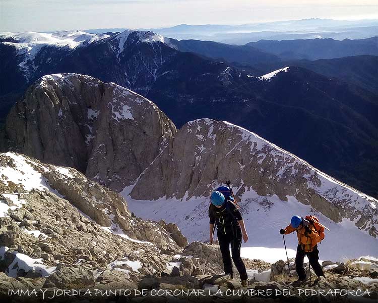 Ascensión al Pedraforca con guía de montaña - Imagen 7